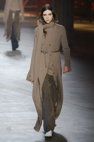 Look 2